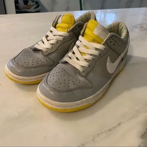 Women’s Nike’s size 7